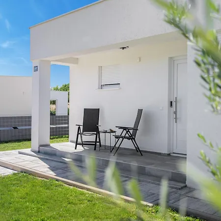 With Private Pool And Jacuzzi *